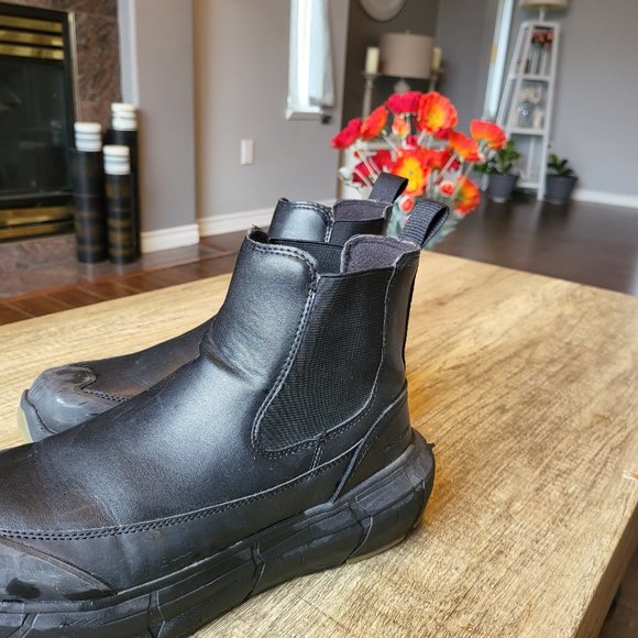 Aldo waterproof shoes - Picture 2 of 4